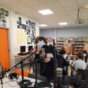web radio 2
